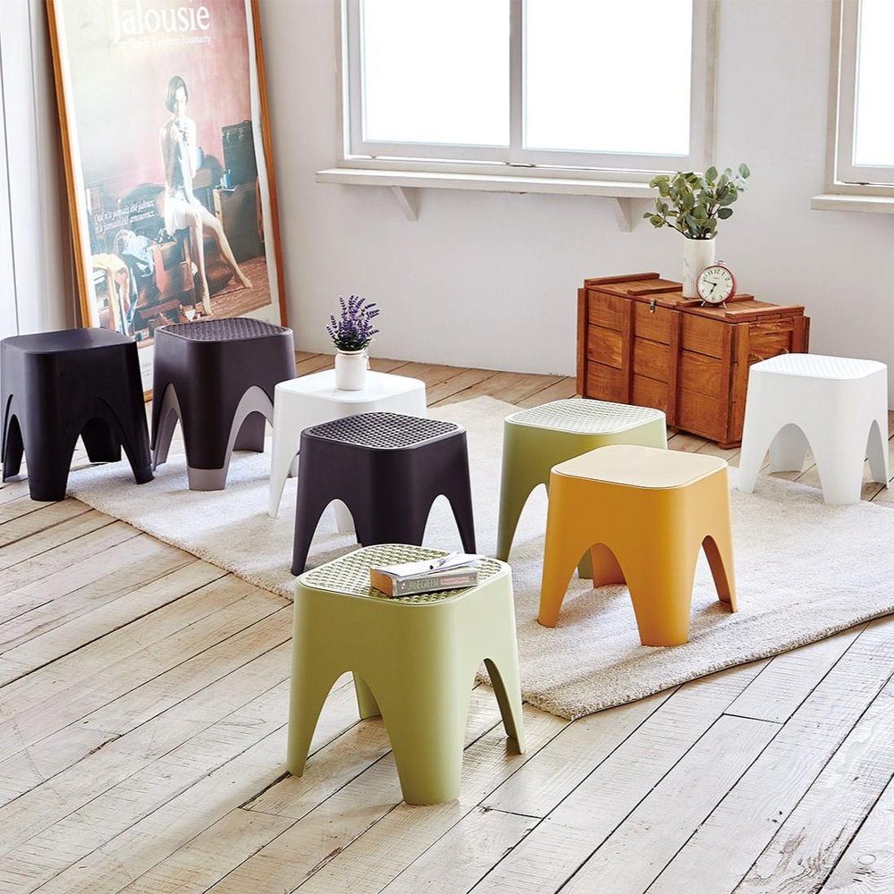 15" Plastic Outdoor Footstool Ottoman