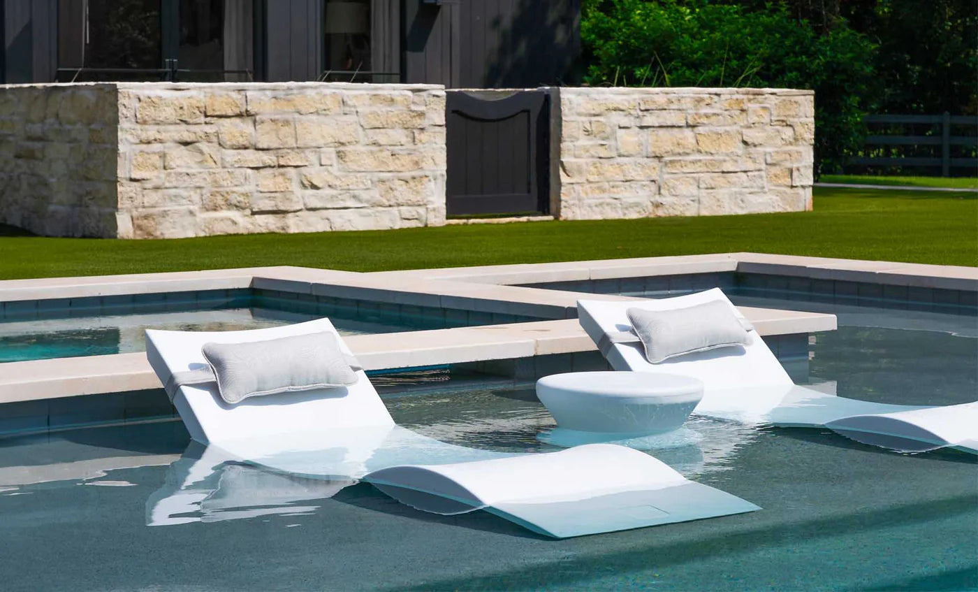 Signature Chaise Headrest Pillow and Side Table In-pool Set