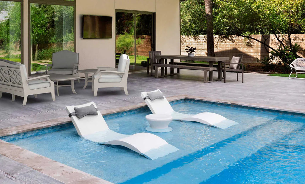 Signature Chaise Headrest Pillow and Side Table In-pool Set