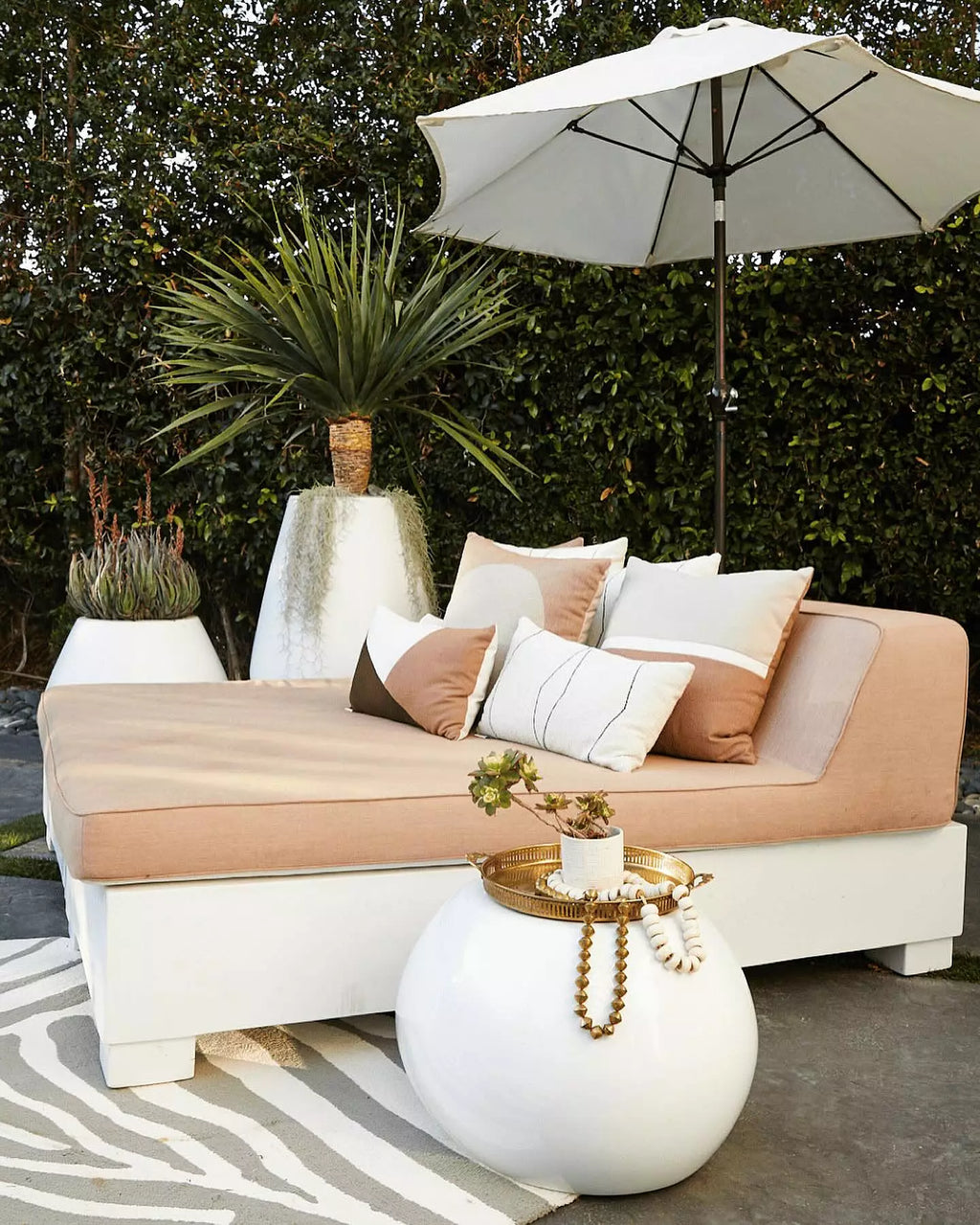 Affinity Square Sunbed with Backrest Cushion